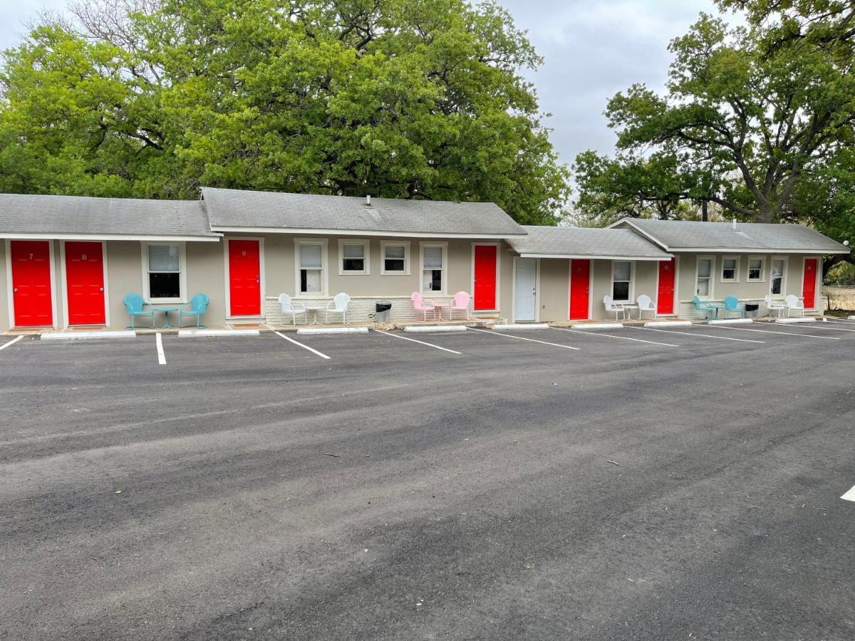Frederick Motel Fredericksburg Exterior photo